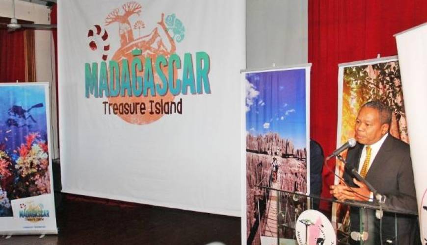neue Marke, neues Bild | Madagaskar, Schatzinsel