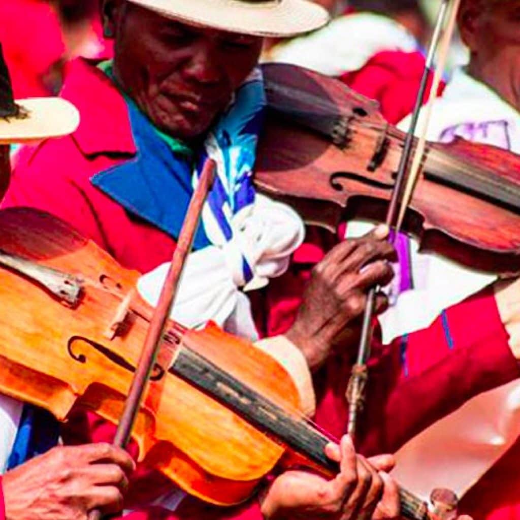 Reisen in Madagaskar : Genießen Sie Musik aus dem Menschen