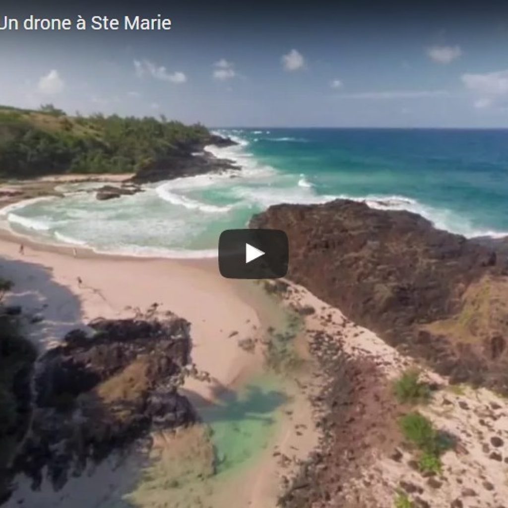 Sainte-Marie à Madagascar vue par un drone