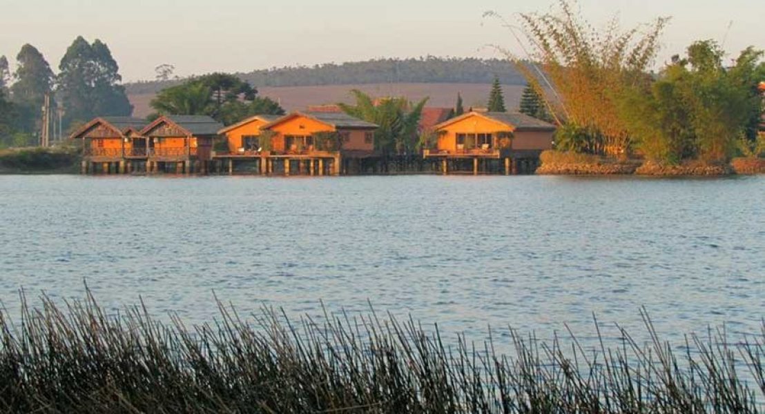 Lac Hotel Sahambavy