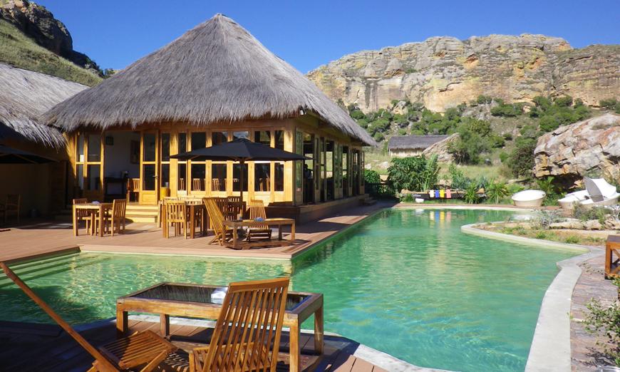 Isalo Et Son Parc Naturel Rn7 Booking Hôtel Madagascar Booking Hotels In Madagascar