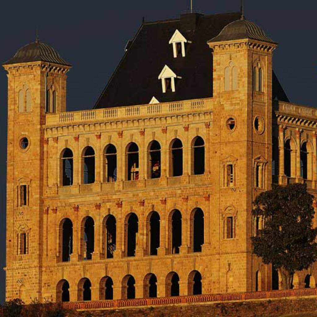 Visit the Palace of the Queen in Antananarivo