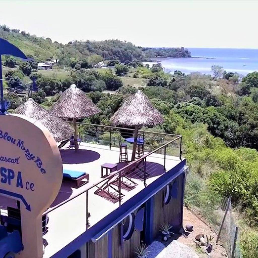 Le Grand Bleu, Hôtel à la une à Nosy-Be